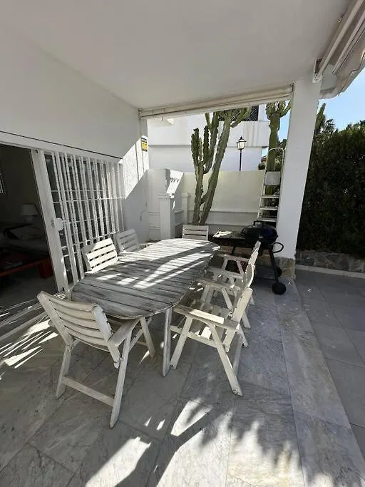 Chalet Con Barbacoa Y Piscina Estepona Spain
