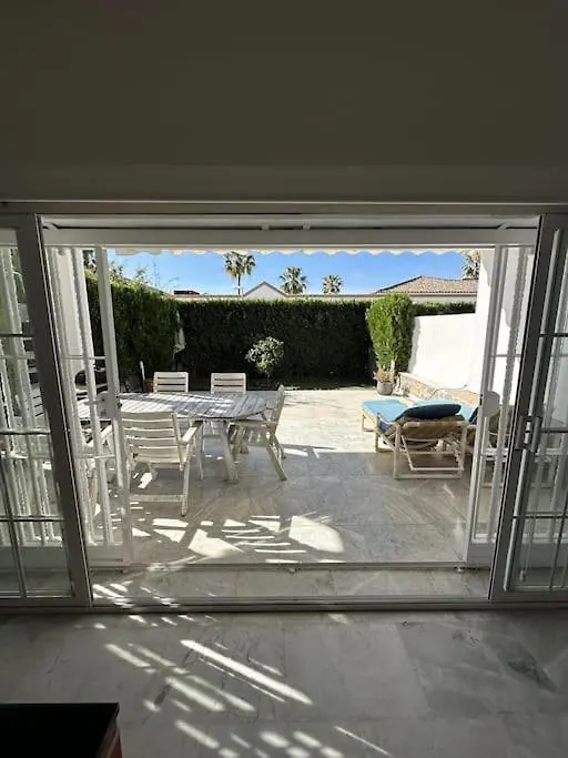 Chalet Con Barbacoa Y Piscina Estepona 0*,  Spanien